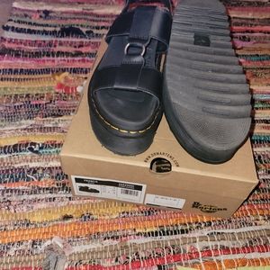 Dr. Martens - Francis Leather Platform Strap Sandals - Black - Size 8